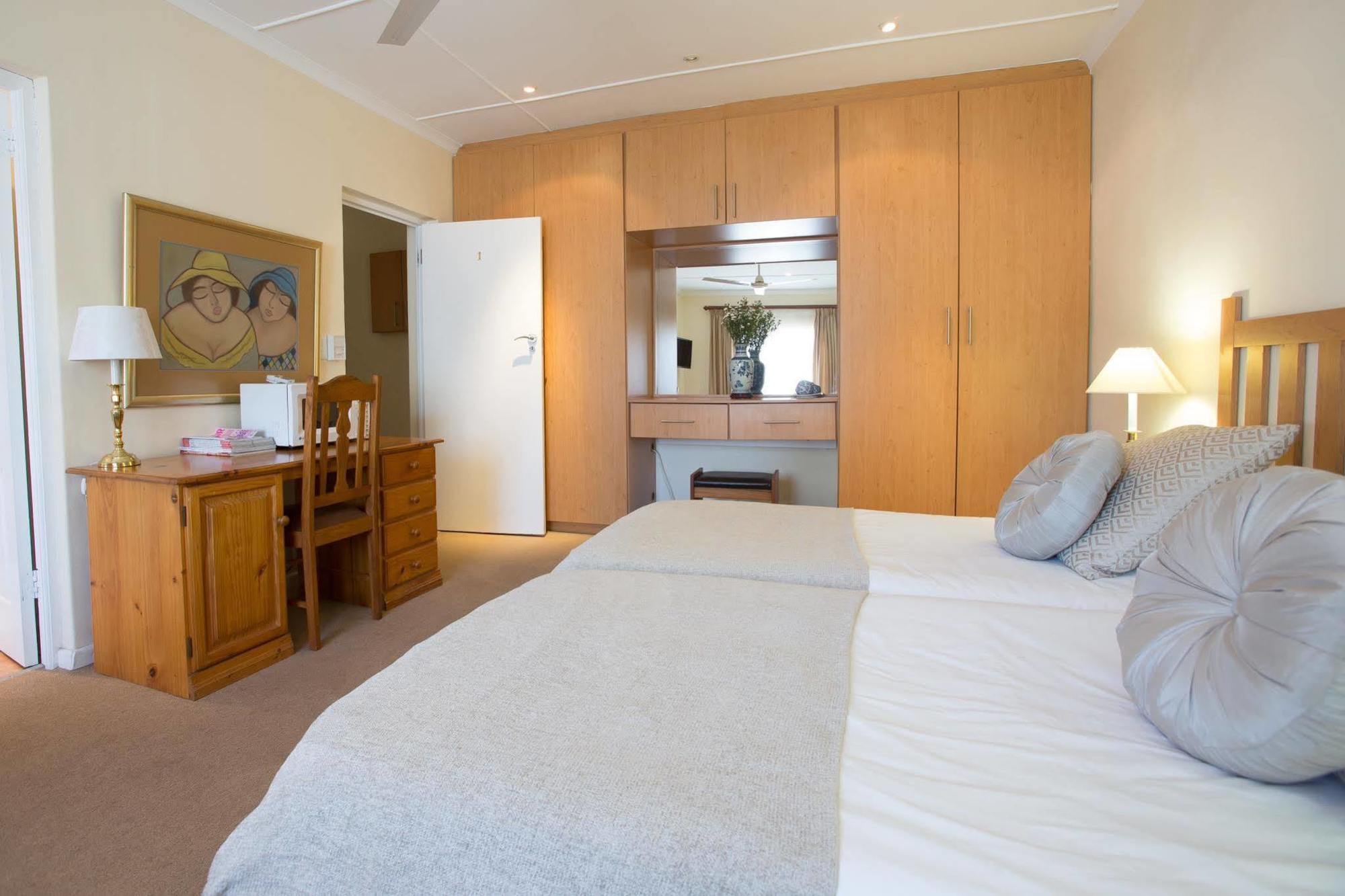 Coronata 20 B&B Stellenbosch Buitenkant foto